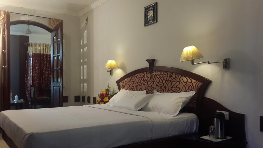 Hotel Planet Mount Chennai Exterior foto